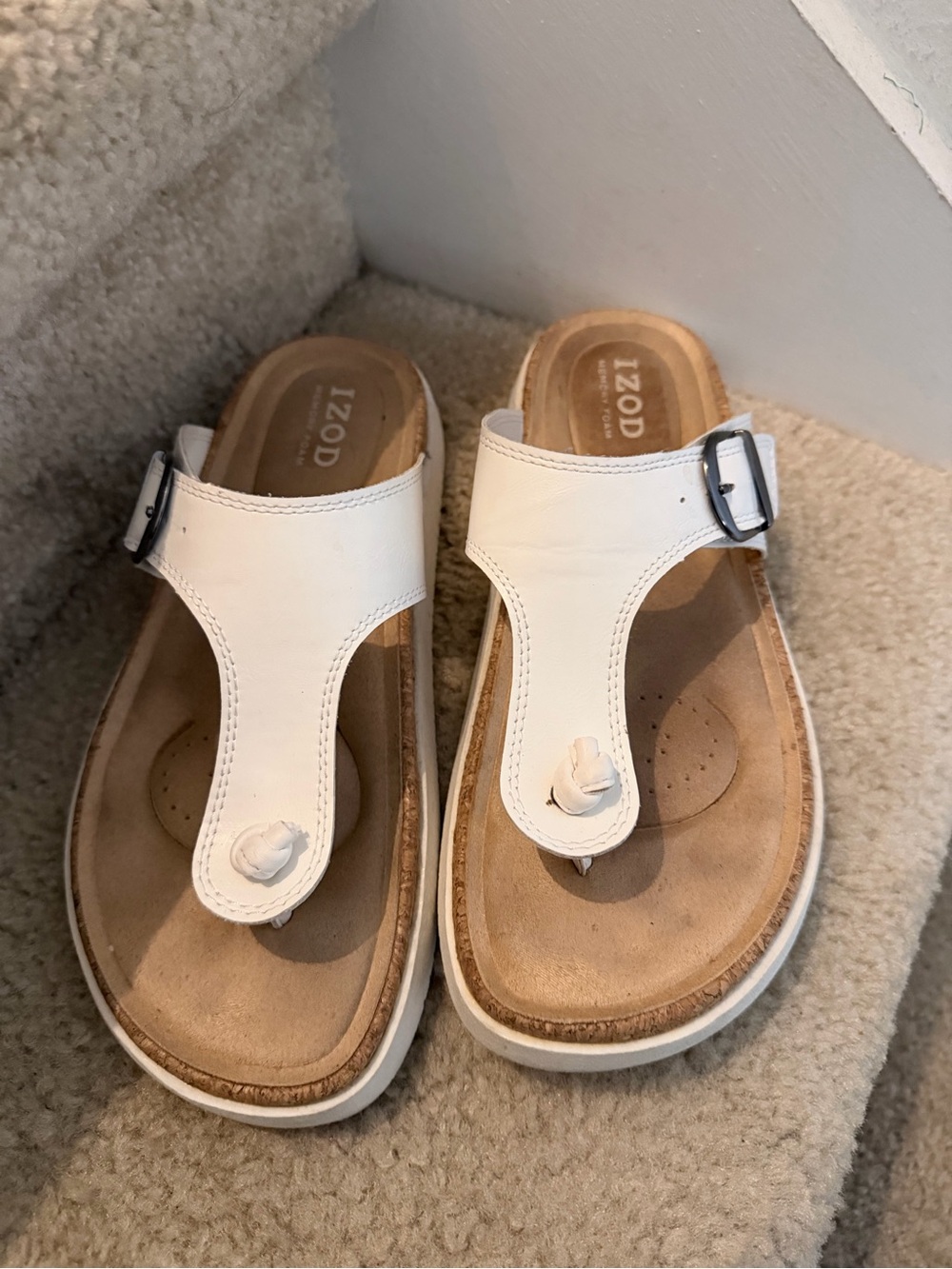 IZOD White Leather Thong Sandals with Buckle size 7M
